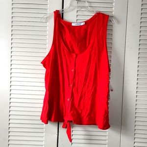 Red tank top with button detail and bottom knot